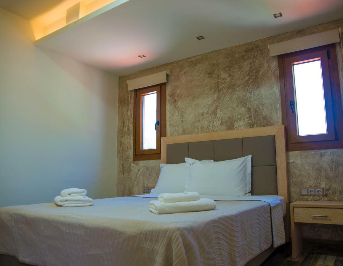 Psili Ammos Seaside Luxury Rooms Potos Dış mekan fotoğraf