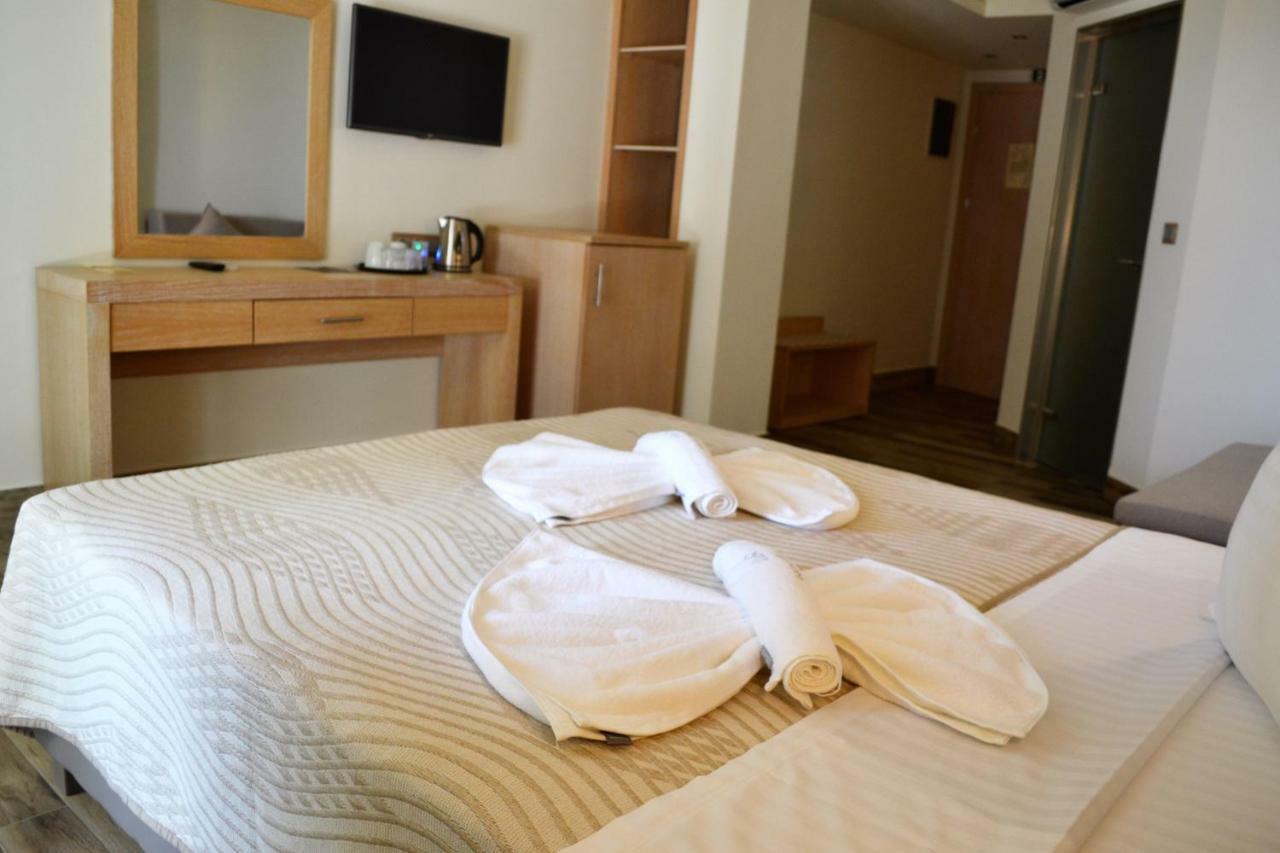 Psili Ammos Seaside Luxury Rooms Potos Dış mekan fotoğraf